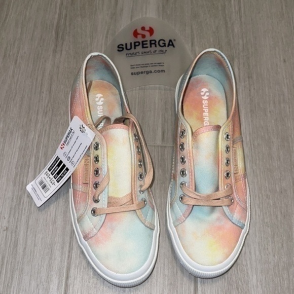 Superga Sneaker - Picture 2 of 8